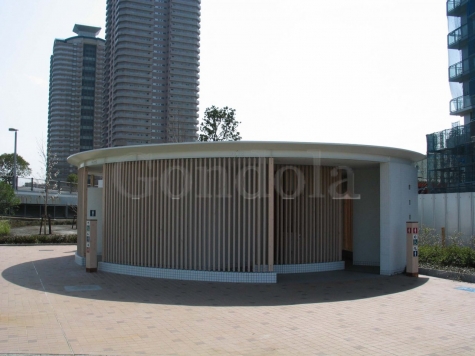 東雲水辺公園トイレ棟 東雲水辺公園トイレ棟